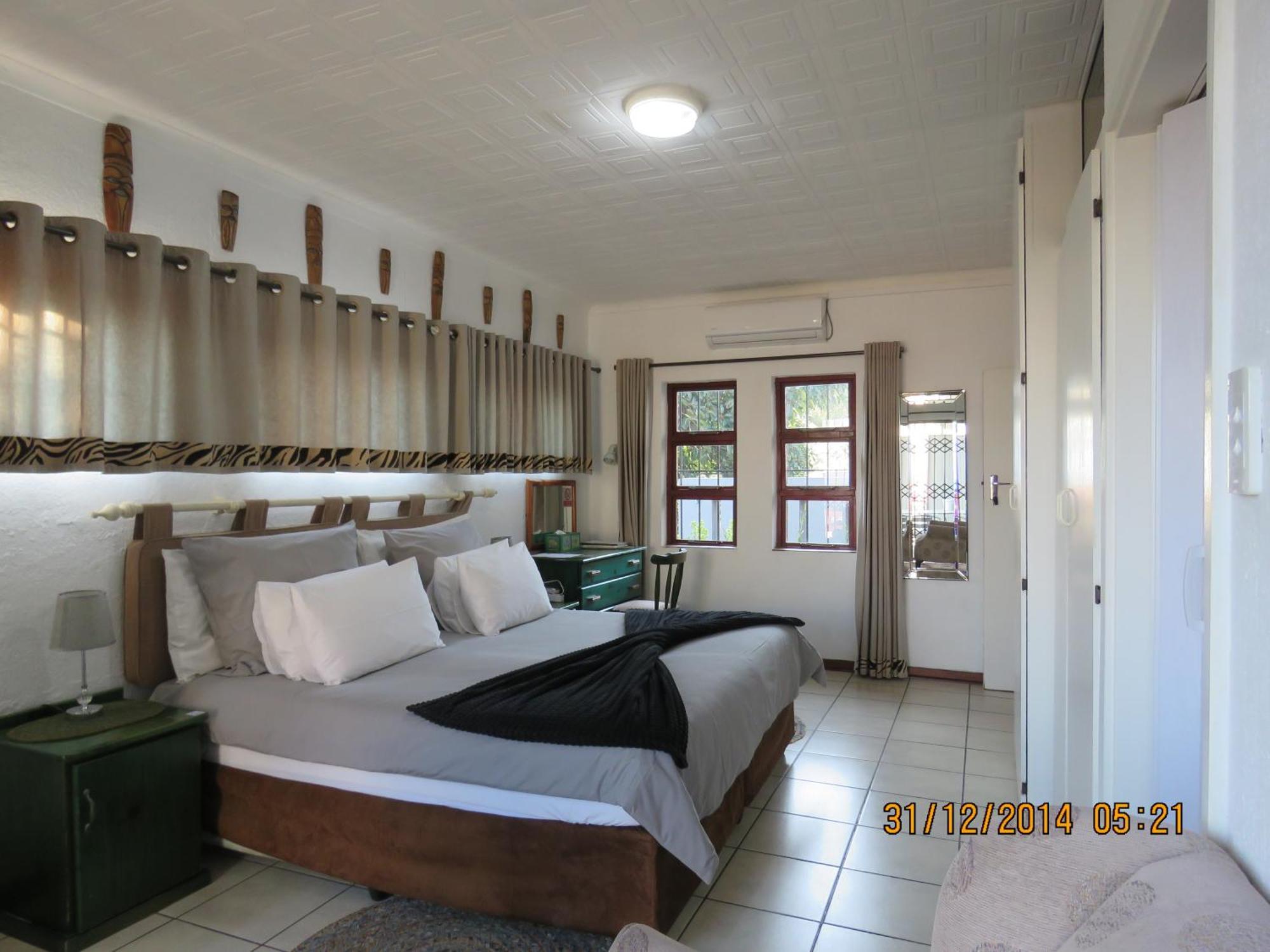 Beachcomber Bay Guest House In South Africa Margate Luaran gambar